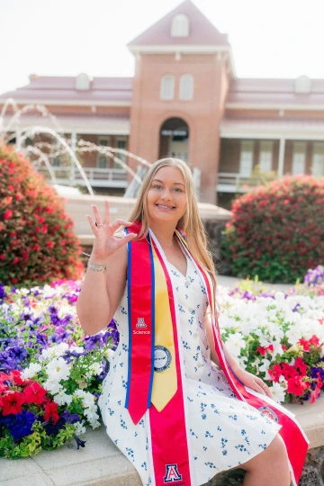 Amanda Adams MCB 2025 Outstanding Senior